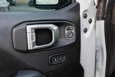 2022 Jeep Wrangler Unlimited Sahara Altitude