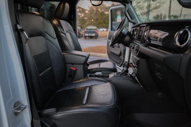 2022 Jeep Wrangler Unlimited Sahara Altitude