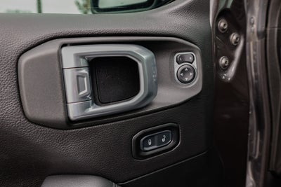 2020 Jeep Wrangler Unlimited Sahara Altitude