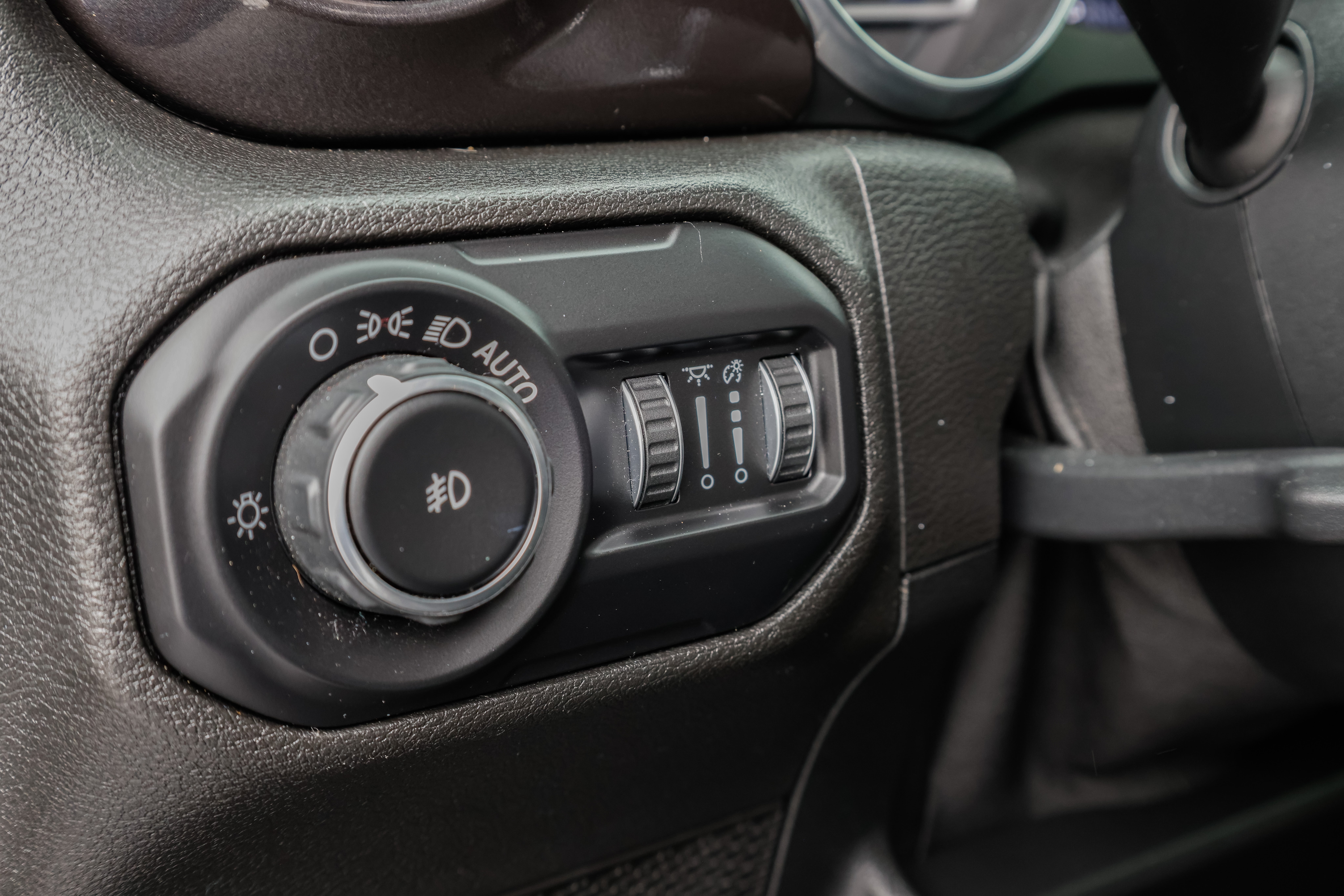 2020 Jeep Wrangler Unlimited Sahara Altitude