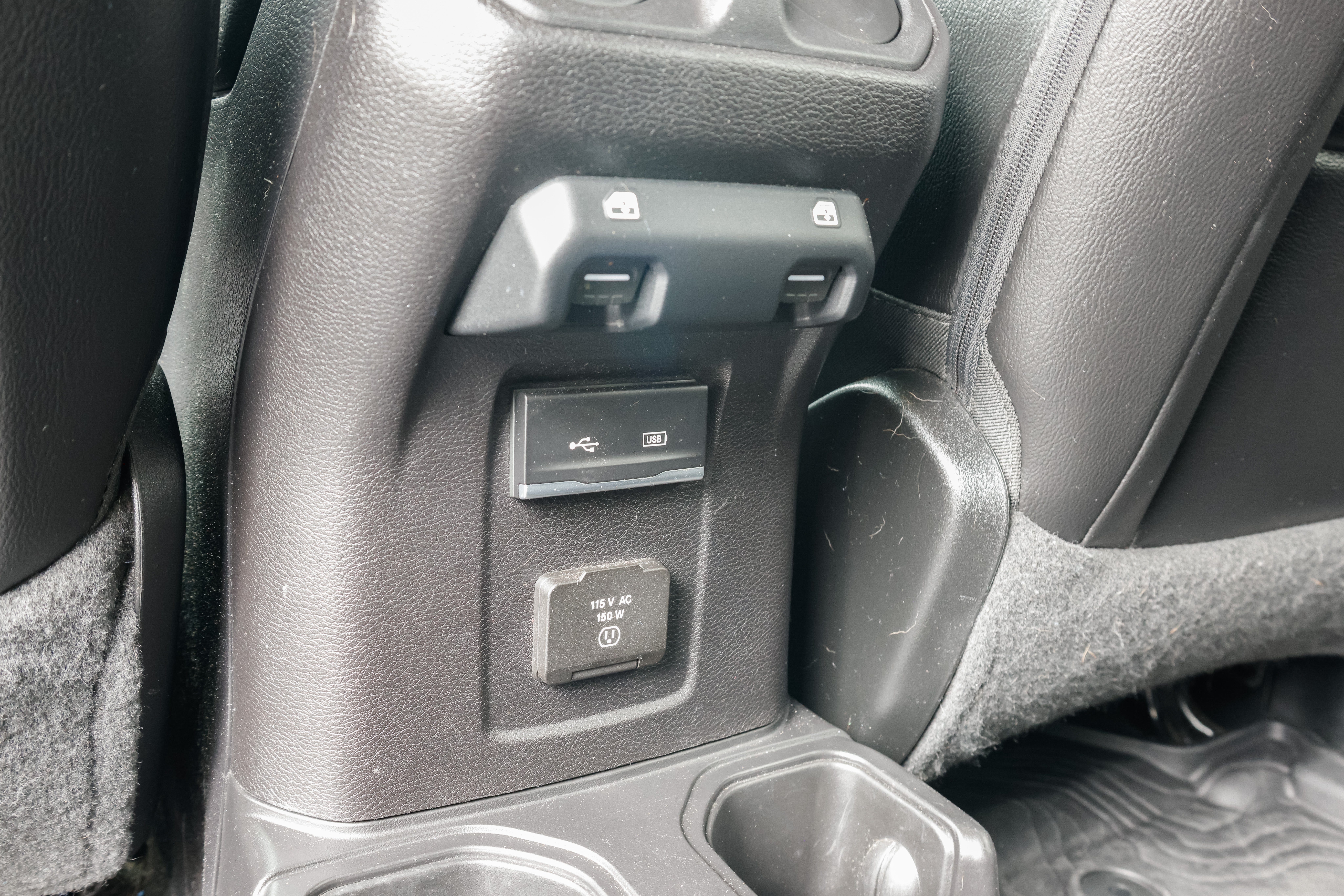 2020 Jeep Wrangler Unlimited Sahara Altitude