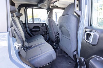 2024 Jeep Gladiator Sport