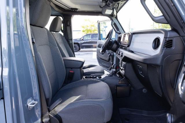 2024 Jeep Gladiator Sport