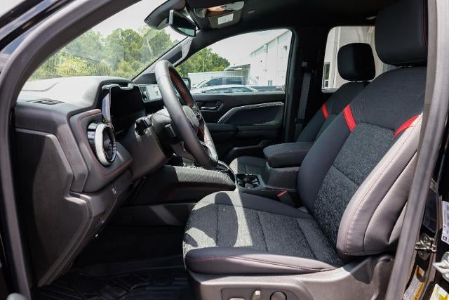 2026 Chevrolet Colorado Z71 - Photo 18