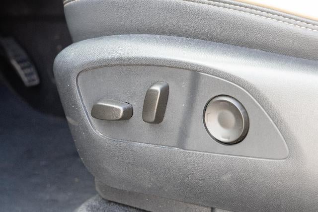 2024 Chevrolet Traverse Premier