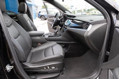 2025 Cadillac XT6 Premium Luxury