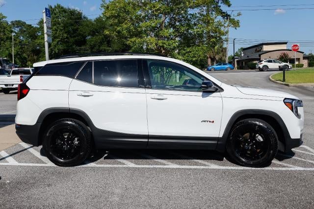 2023 GMC Terrain AT4