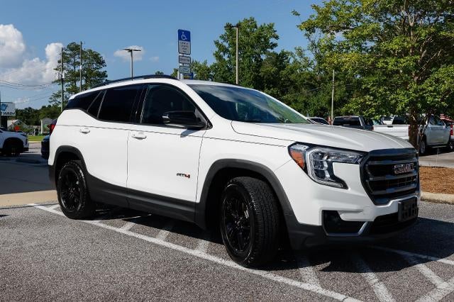 2023 GMC Terrain AT4