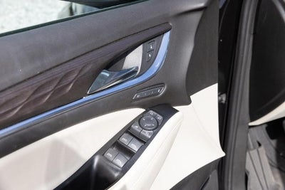 2022 Buick Enclave Avenir