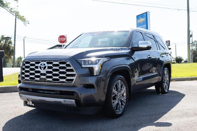 2024 Toyota Sequoia SR5