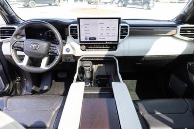 2024 Toyota Sequoia SR5